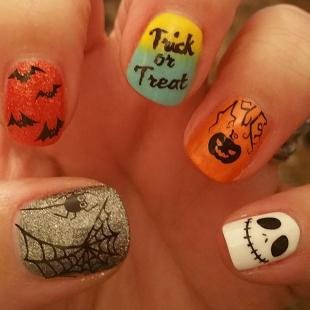 Рисунки паука на ногтях, маникюр на хэллоуин в школу